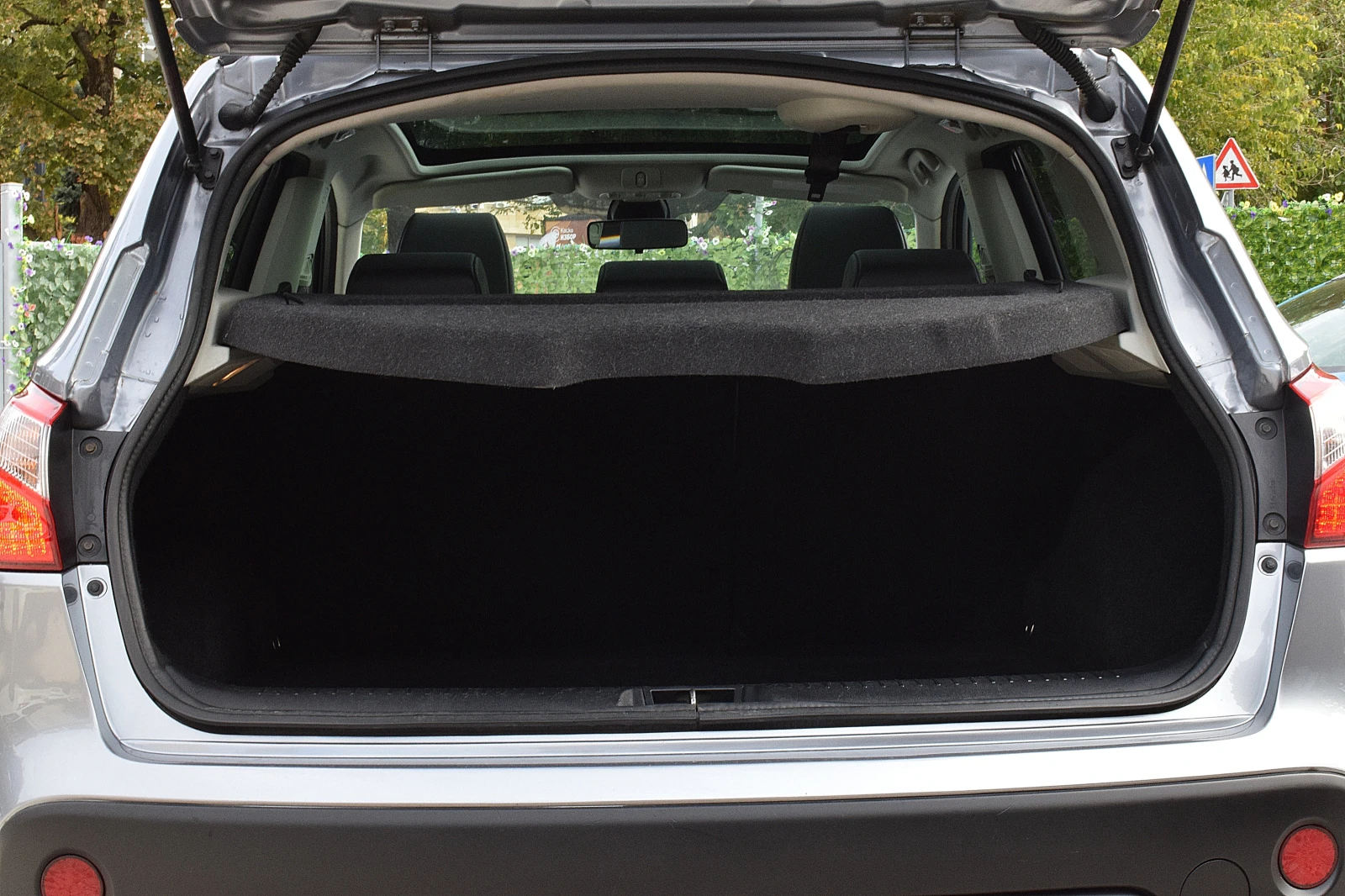Nissan Qashqai 2.0���������/LUX/4x4 | Mobile.bg � ����������� 5