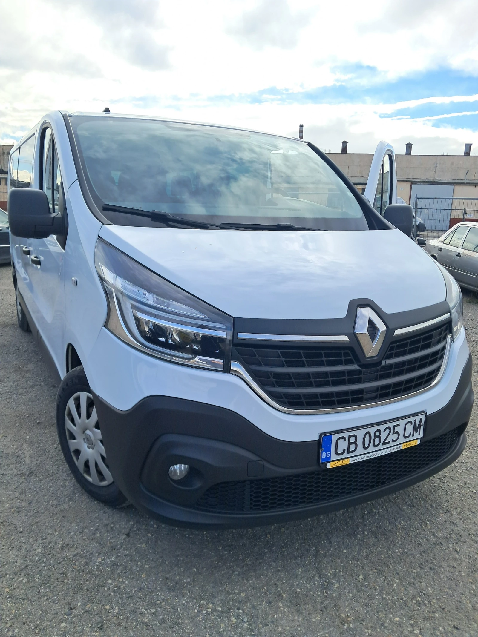 Renault Trafic dCi 120