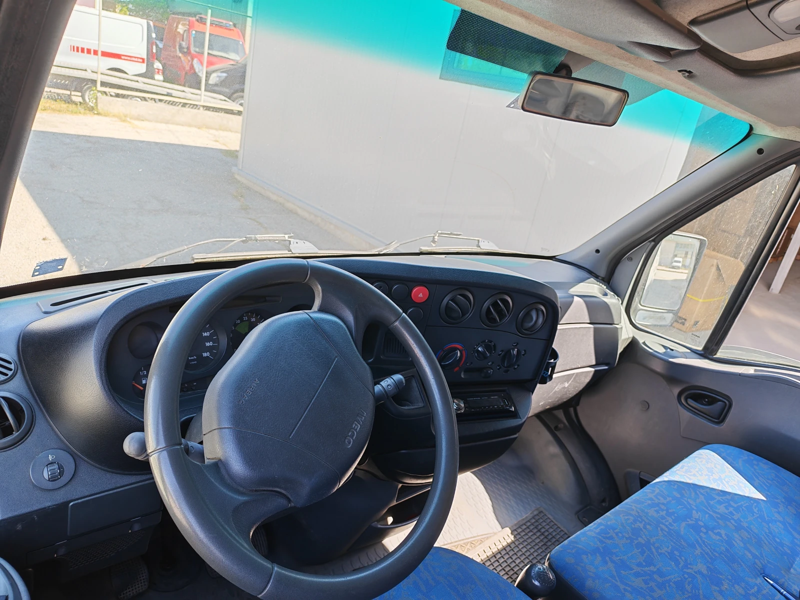 Iveco 35s12, снимка 10 - Бусове и автобуси - 55724367