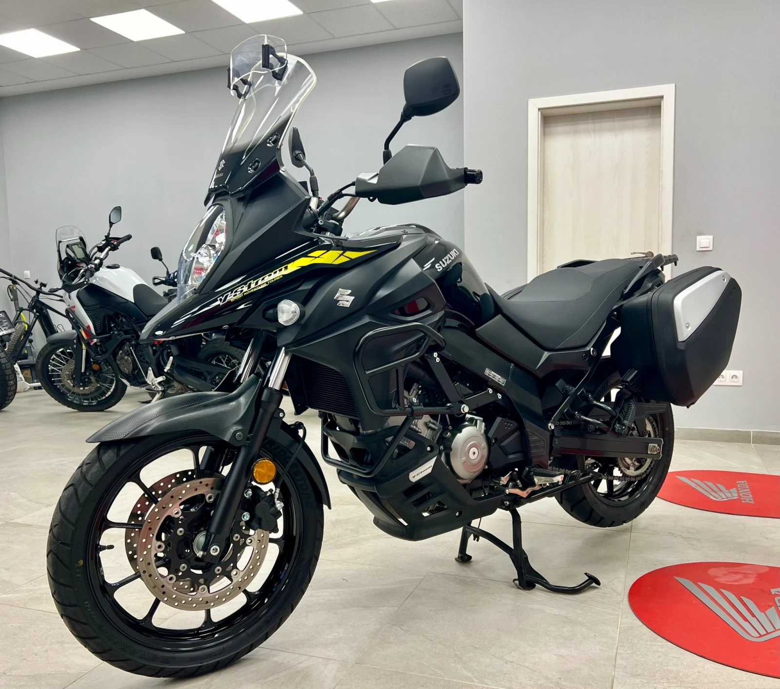 Suzuki V-strom 650 TCS ABS 2023 Гаранционен!  - изображение 9