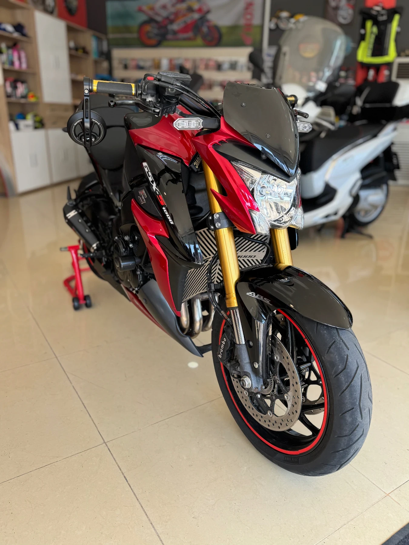 Suzuki Gsx Suzuki GSXS 1000i