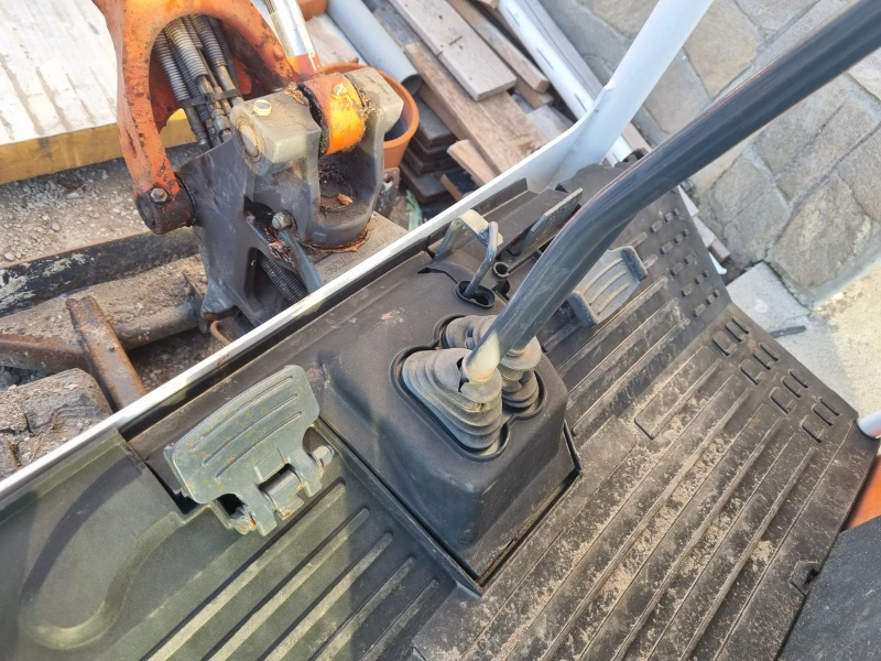 Багер Kubota KX36-3, снимка 13 - Индустриална техника - 52938045