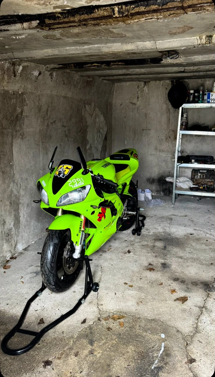 Yamaha YZF R1 2001 , снимка 1 - Части - 49330555