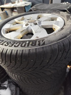 Гуми с джанти Bridgestone 225/50R17, снимка 3 - Гуми и джанти - 49065217