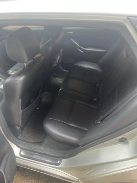 Toyota Avensis, снимка 6