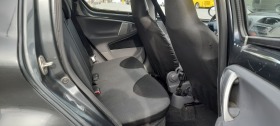 Toyota Aygo Седан, снимка 14 - Автомобили и джипове - 45185576