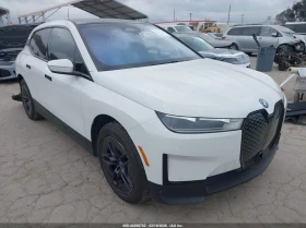 ������ BMW iX