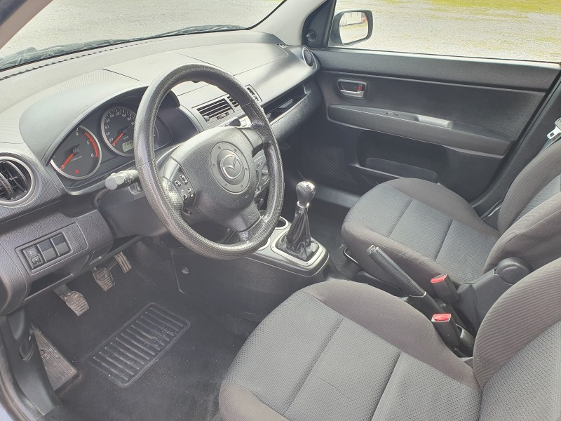 Mazda 2 1.4 HDI, снимка 6 - Автомобили и джипове - 46356508