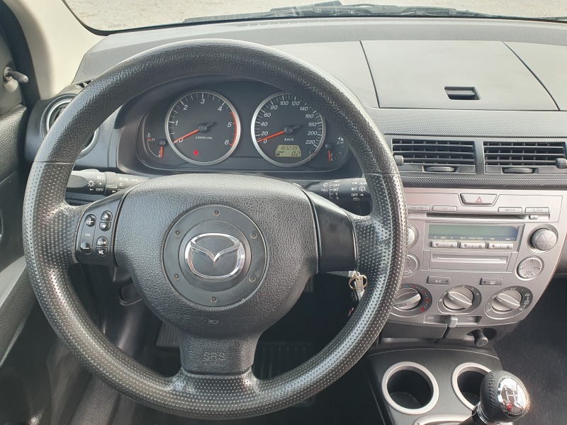 Mazda 2 1.4 HDI, снимка 11 - Автомобили и джипове - 46356508