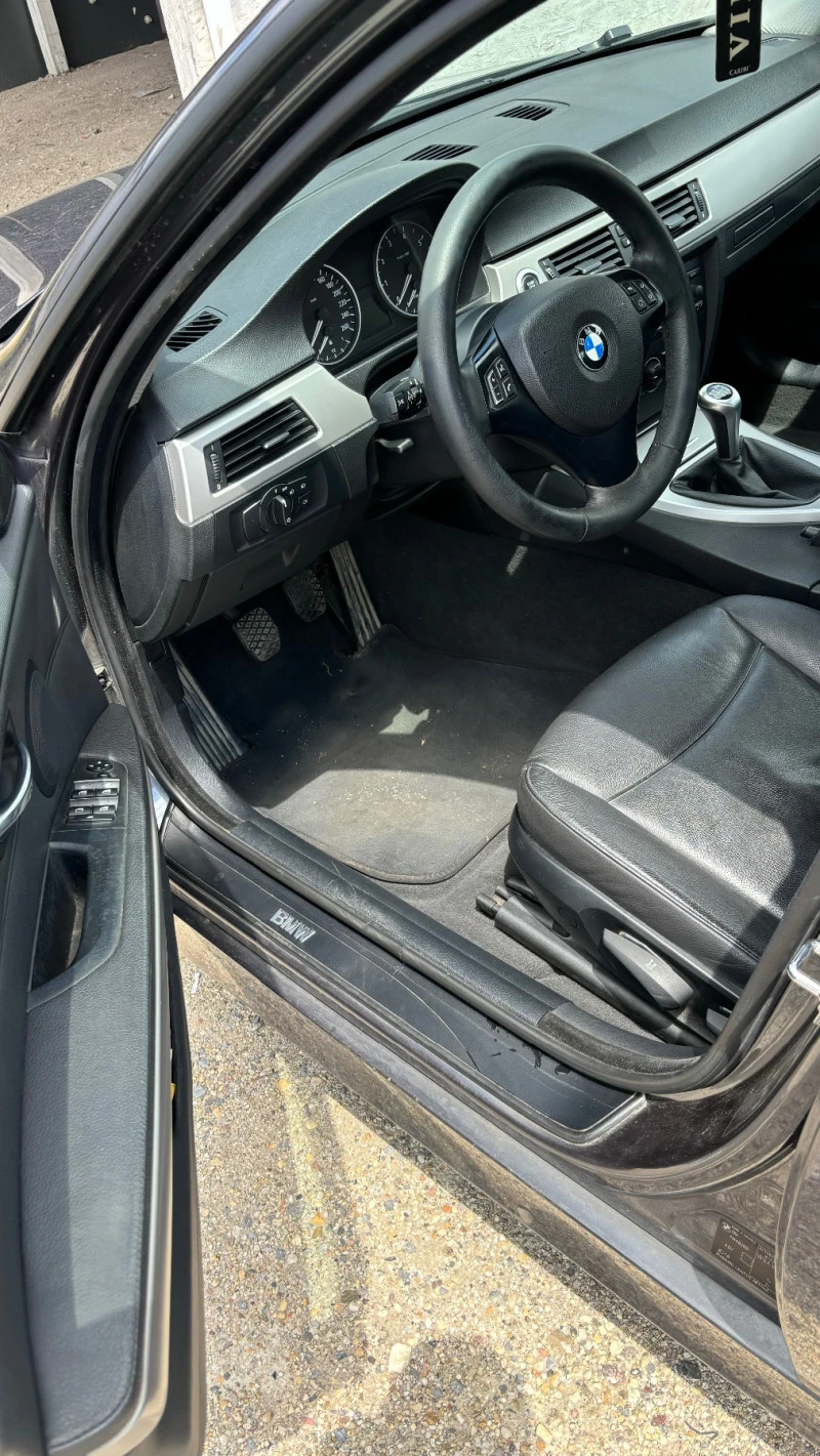 BMW 320 320i, снимка 7 - Автомобили и джипове - 47379256