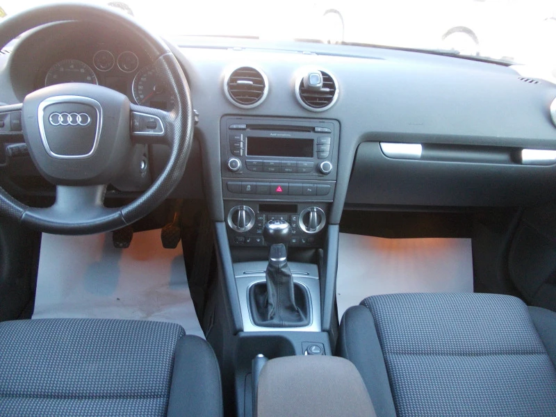 Audi A3 1.8TFSI-4x4-клима, снимка 8 - Автомобили и джипове - 46485464