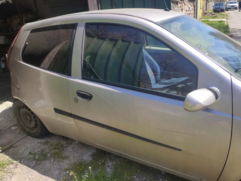 Fiat Punto 1.3 Multijet, снимка 5 - Автомобили и джипове - 52517999
