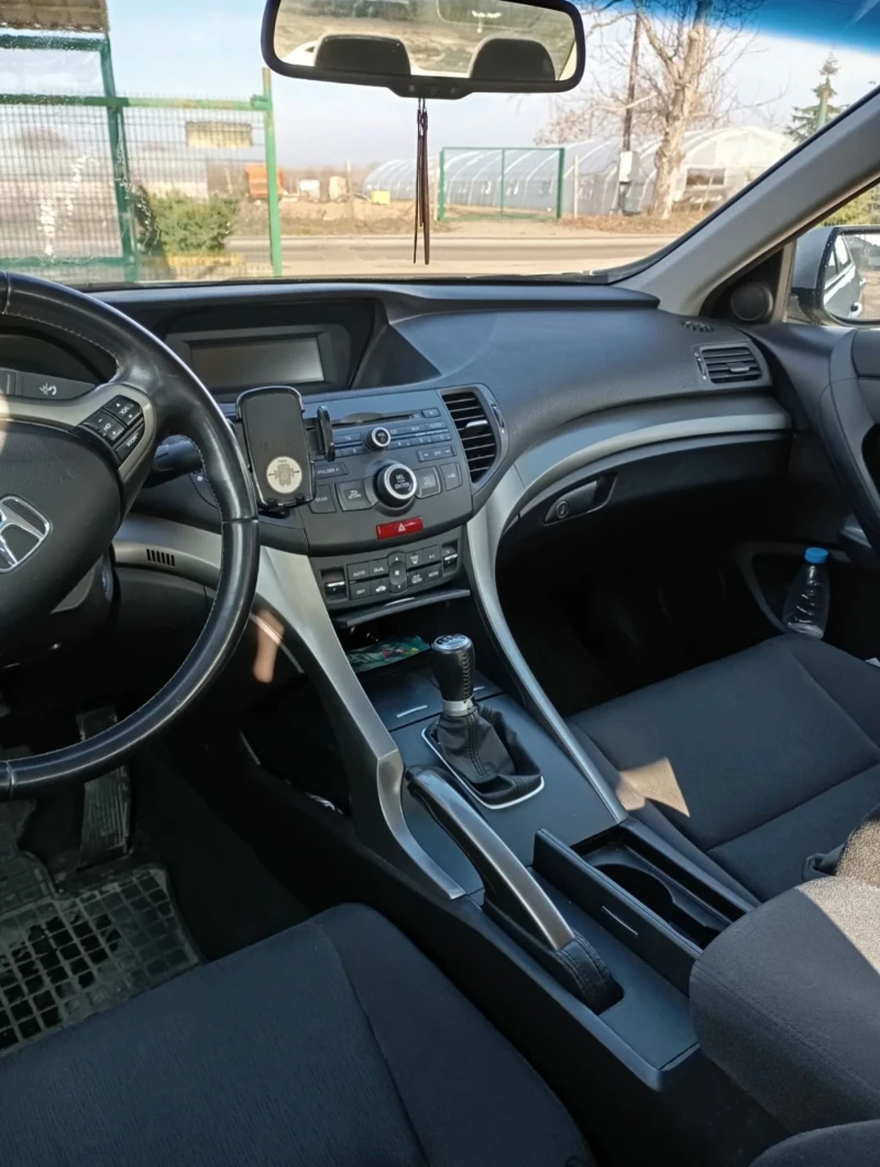 Honda Accord 8 генерация 2.0  156 коня Бензин, снимка 4 - Автомобили и джипове - 52499708