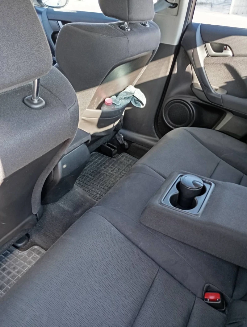 Honda Accord 8 генерация 2.0  156 коня Бензин, снимка 6 - Автомобили и джипове - 52499708