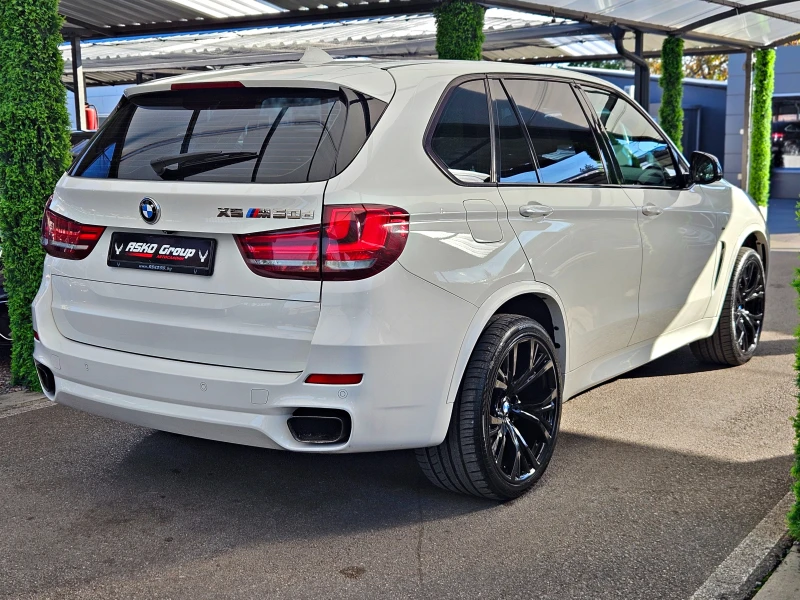 BMW X5 ! M50D/CAMERA/HUD/HARMAN/KARDON/ПОДГР/PANO/KEY GO/, снимка 5 - Автомобили и джипове - 52127943