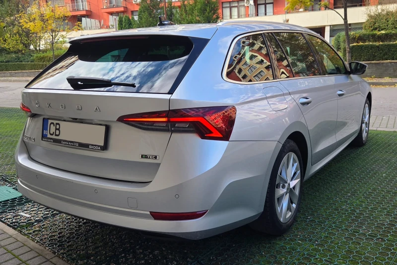 Skoda Octavia 1.5 tsi DSG e-tec, снимка 5 - Автомобили и джипове - 52342883