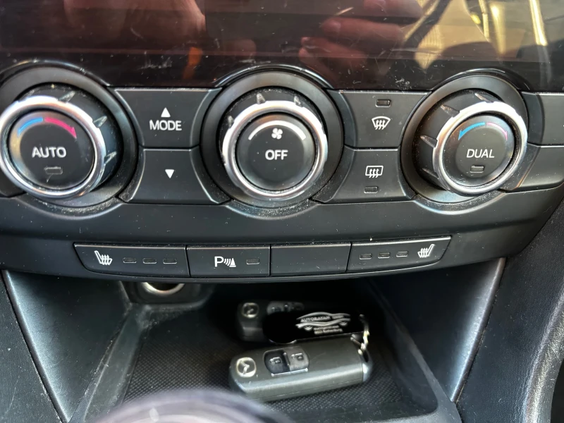 Mazda 6 2.2 SkyActiv, снимка 8 - Автомобили и джипове - 52724564