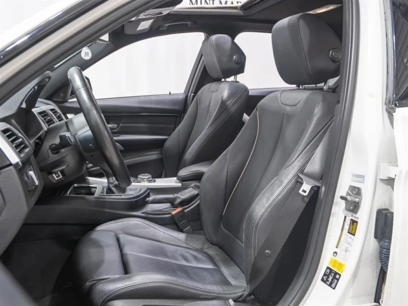 BMW 340 * 340i xDrive Premium Package Essential 6 Speed * , снимка 7 - Автомобили и джипове - 52726632