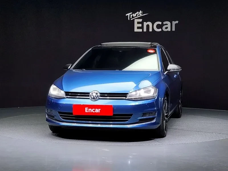 VW Golf 2.0 TDI, снимка 3 - Автомобили и джипове - 54300721