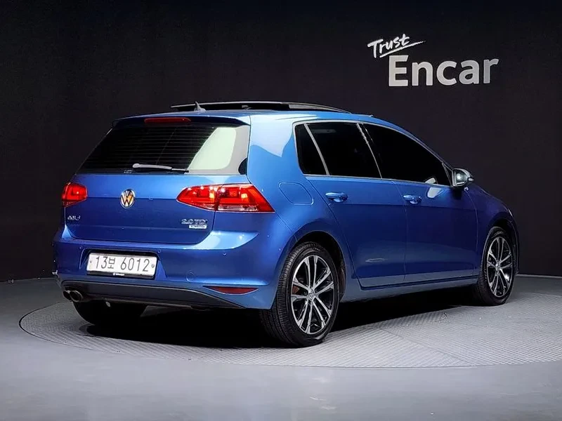 VW Golf 2.0 TDI, снимка 2 - Автомобили и джипове - 54300721