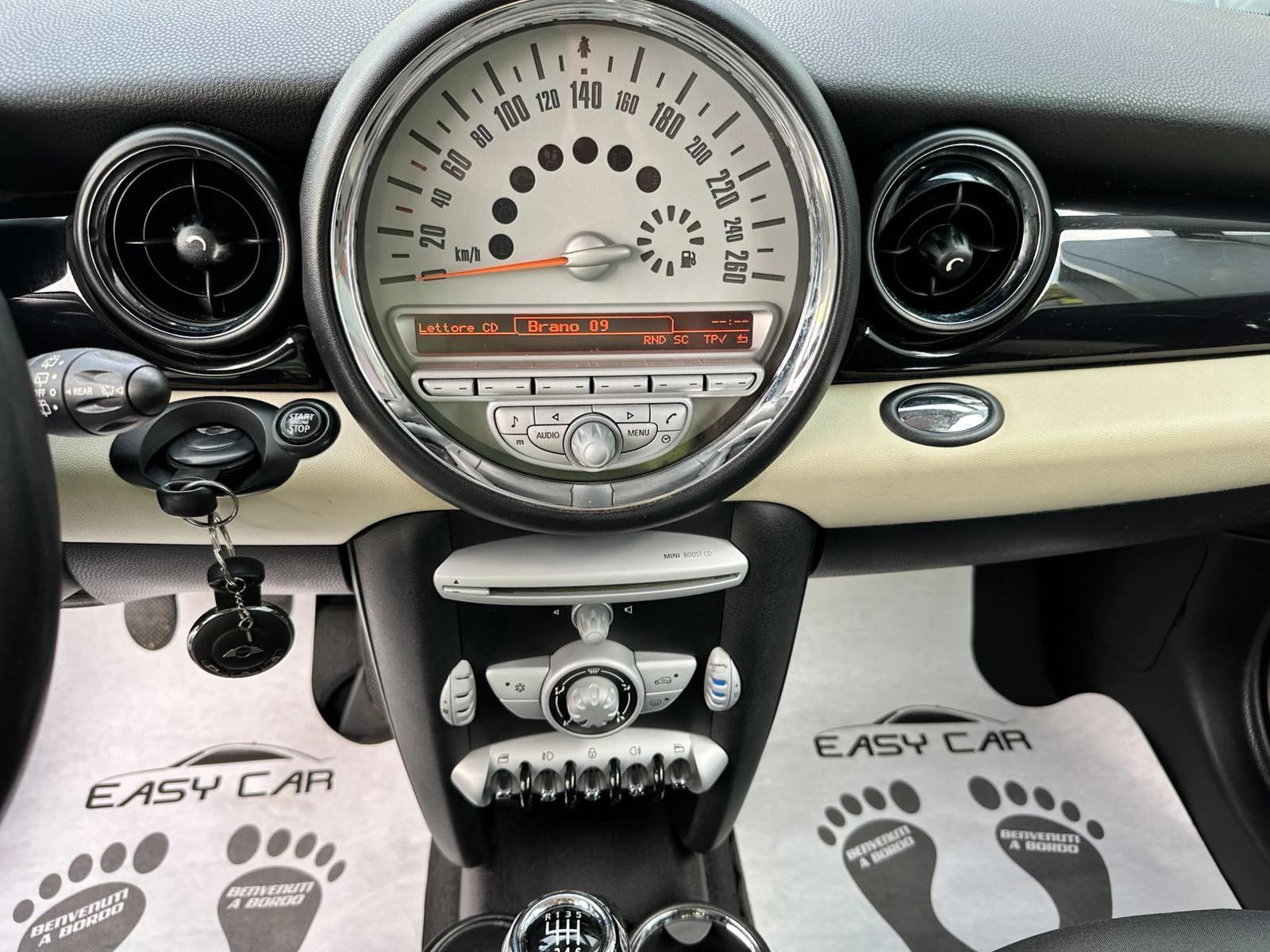 Mini Clubman ONE CLUBMAN - изображение 10