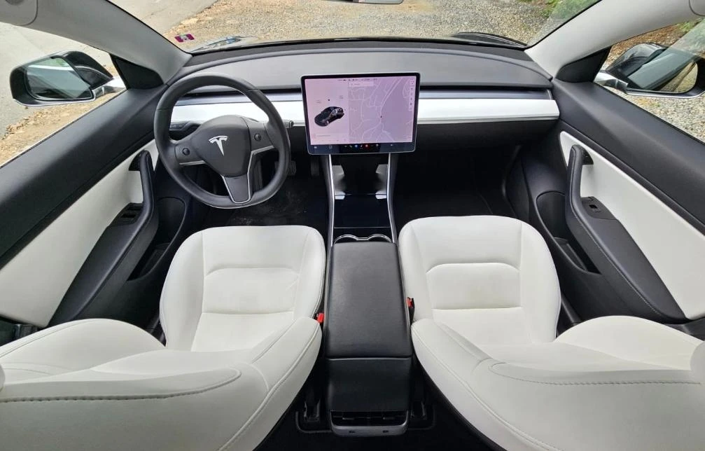 Tesla Model 3  44   | Mobile.bg   11
