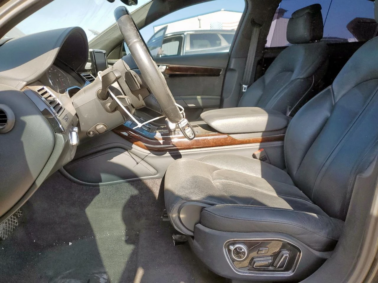 Audi A8 Long, premium audio, MATRIX LED - изображение 7