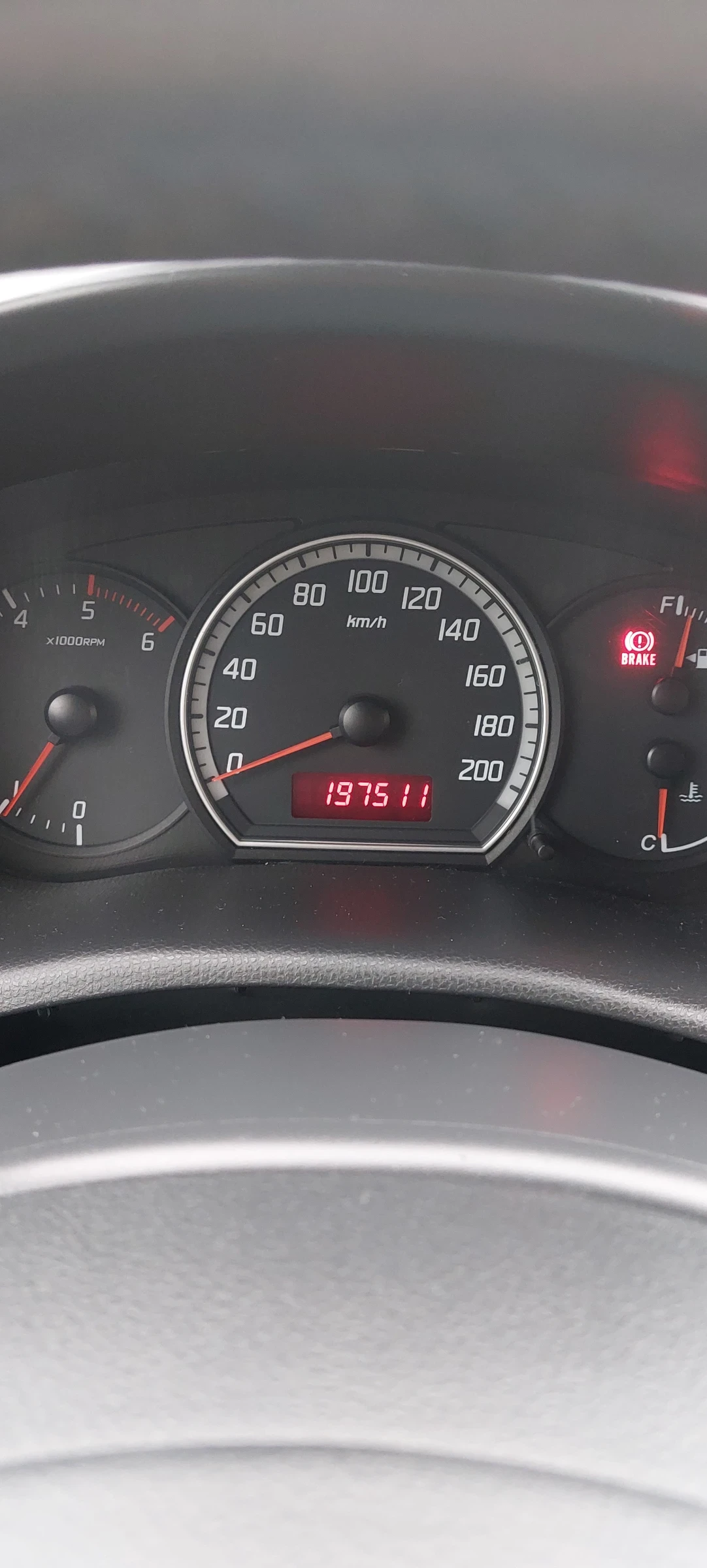 Suzuki Swift 1.3ddis - изображение 6