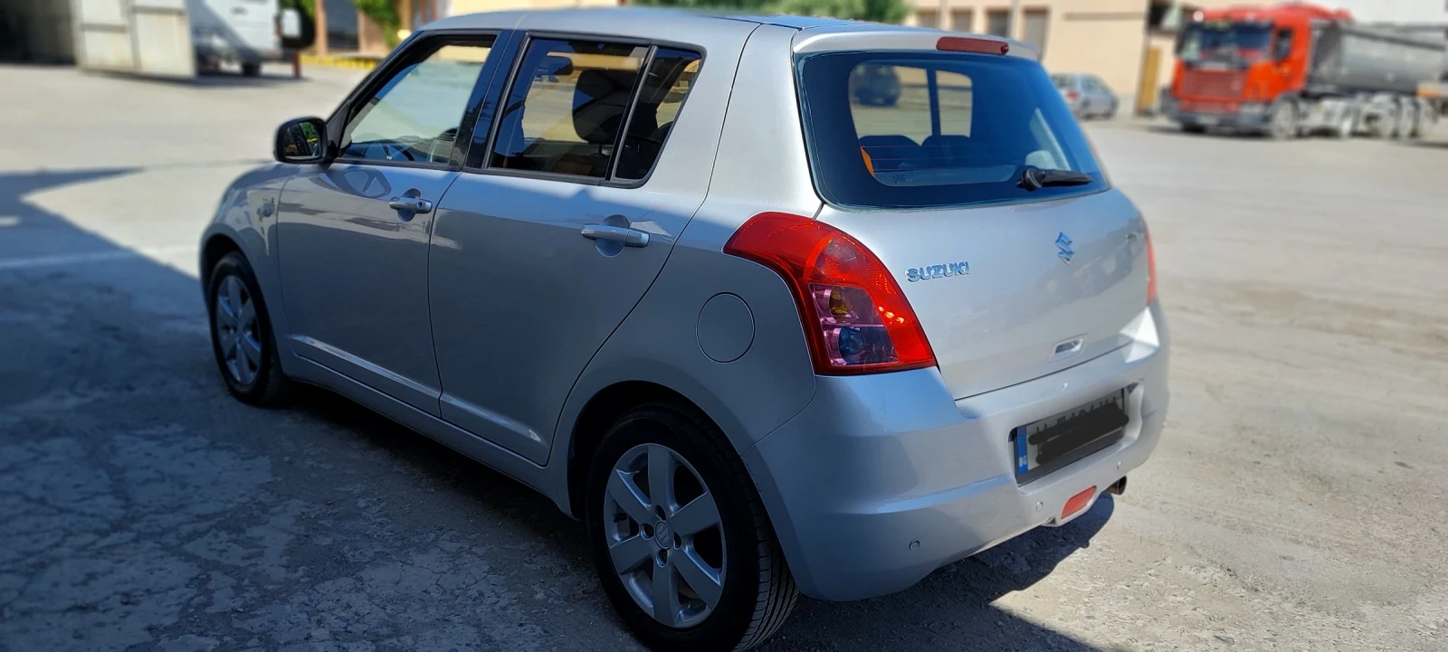 Suzuki Swift 1.3ddis - изображение 5