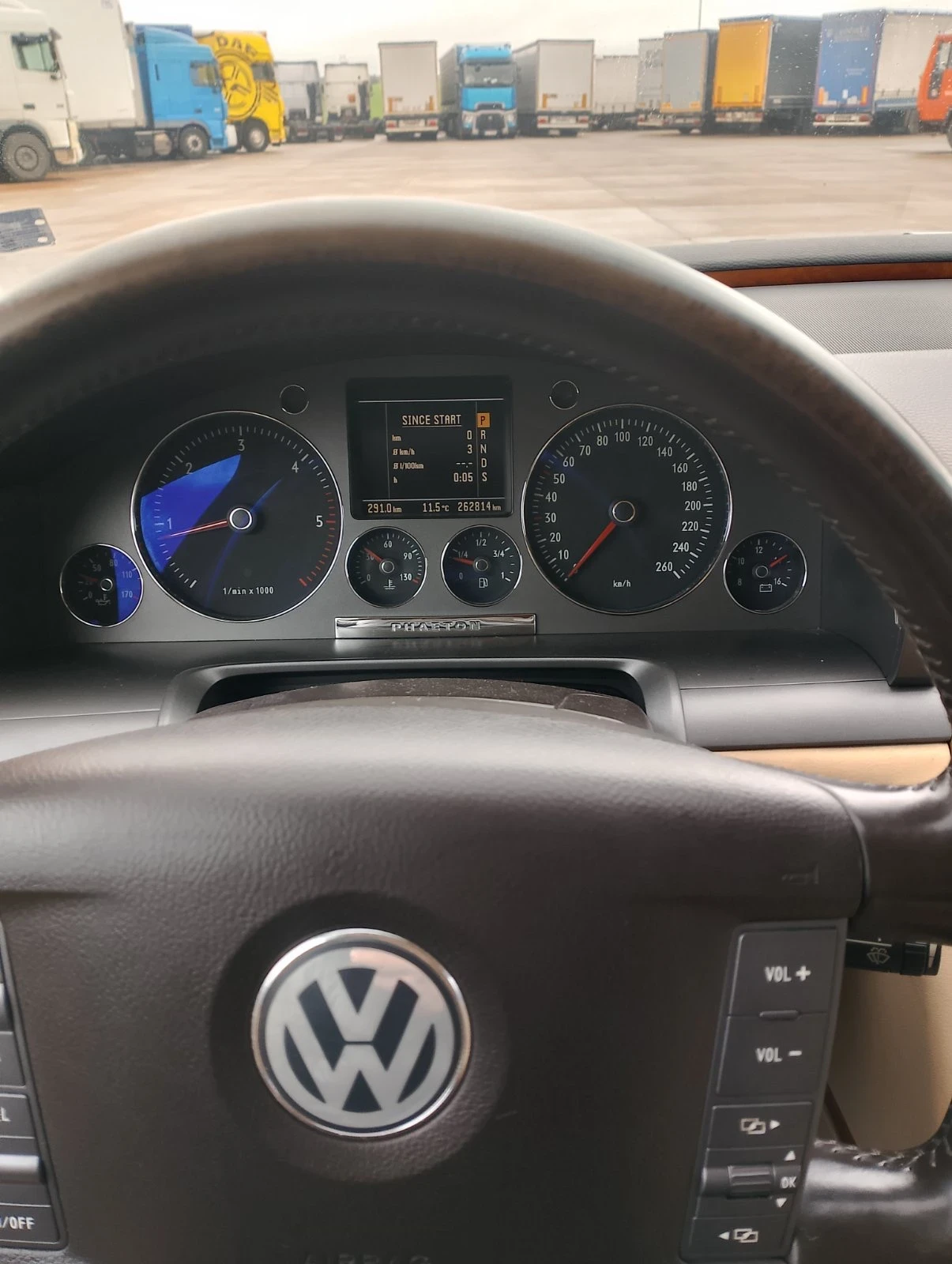 VW Phaeton  - изображение 9