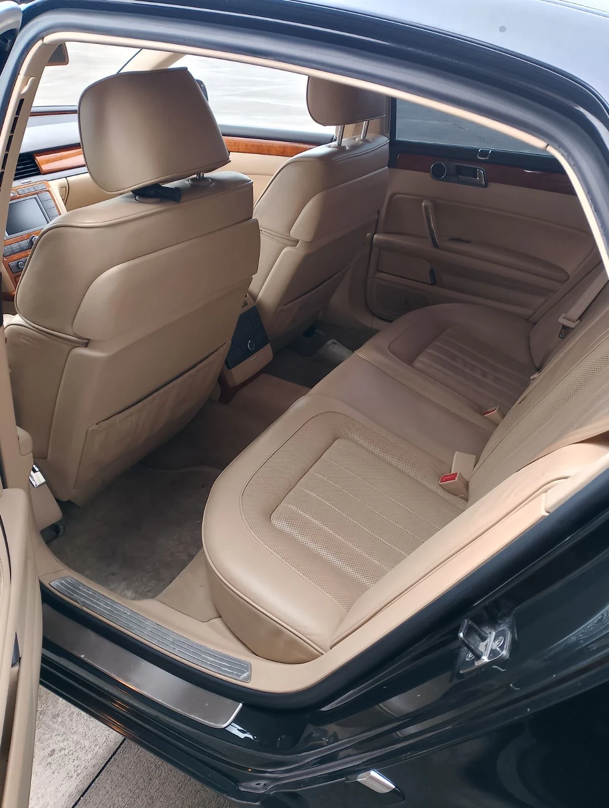 VW Phaeton  - изображение 8