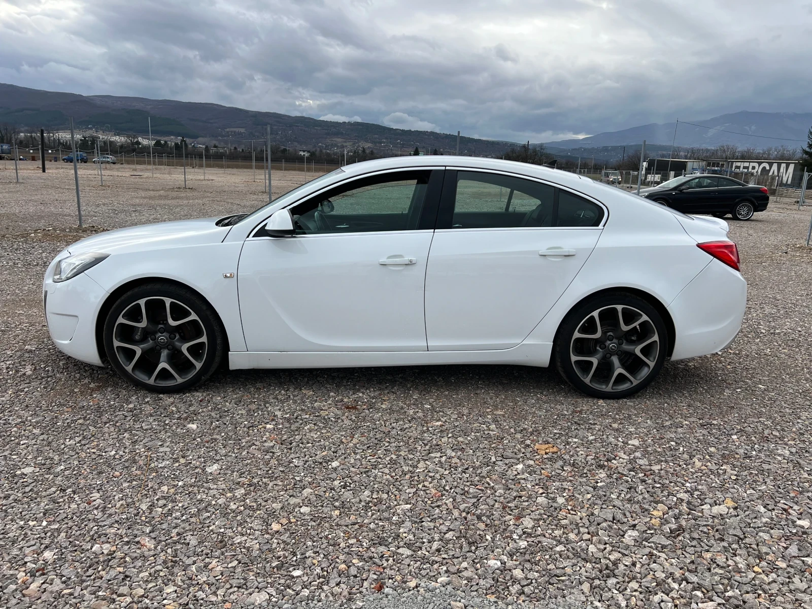Opel Insignia  - изображение 2