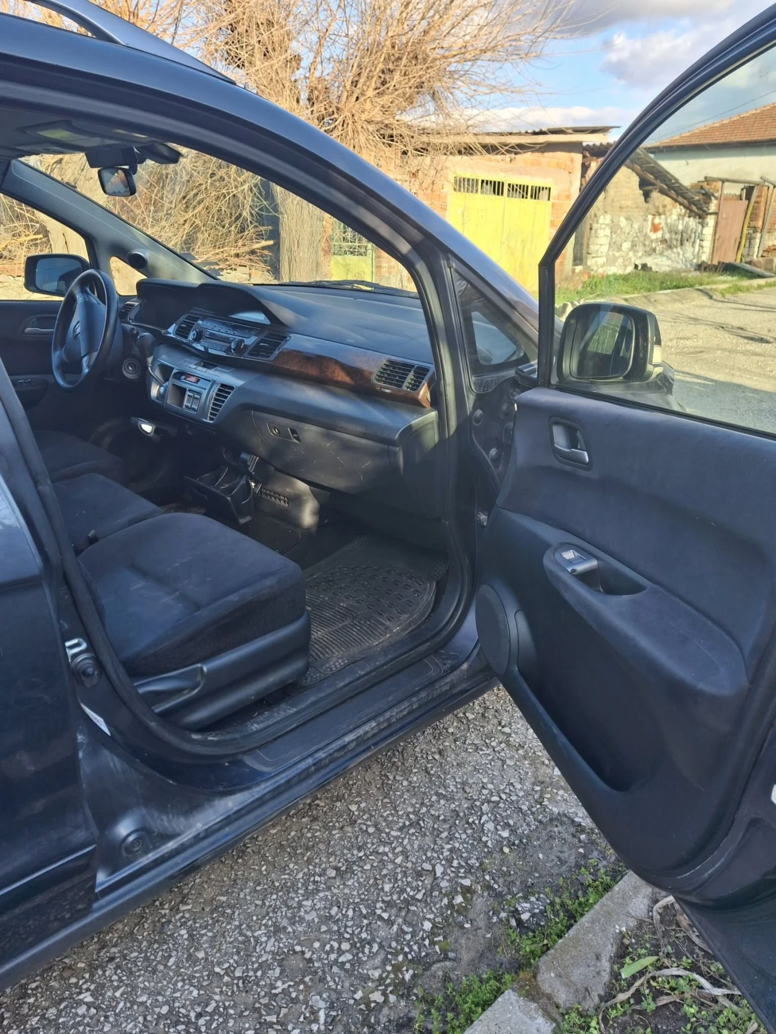 Honda Fr-v 2.2 - изображение 6