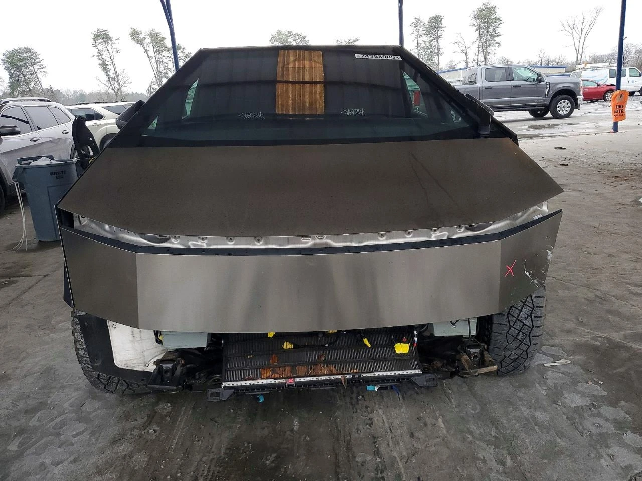 Tesla Cybertruck, снимка 2 - Автомобили и джипове - 53746812