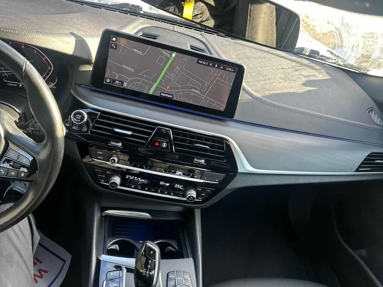 BMW 530 i xDrive/CARFAX/ПОДГРЕВИ/ШИБИДАХ, снимка 9 - Автомобили и джипове - 53749897