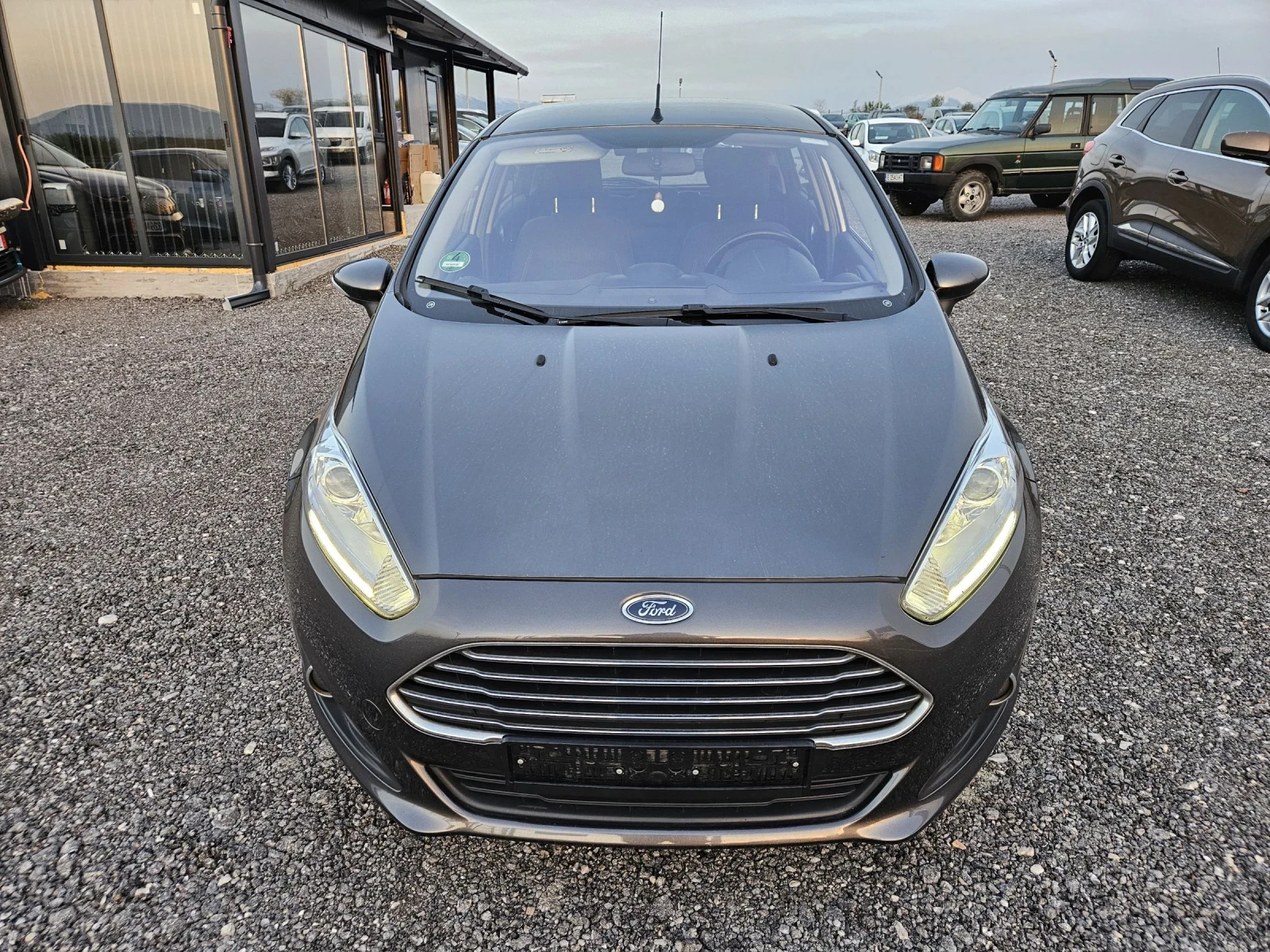 Ford Fiesta 1.5tdci Euro6 Titanium, снимка 2 - Автомобили и джипове - 54220530