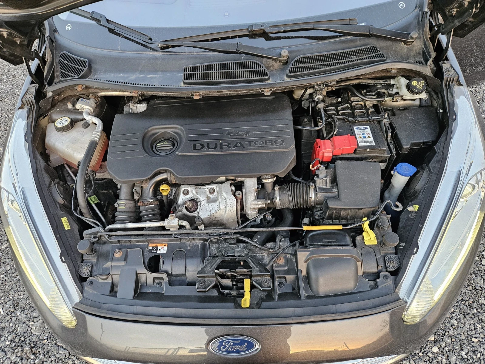 Ford Fiesta 1.5tdci Euro6 Titanium, снимка 14 - Автомобили и джипове - 54220530