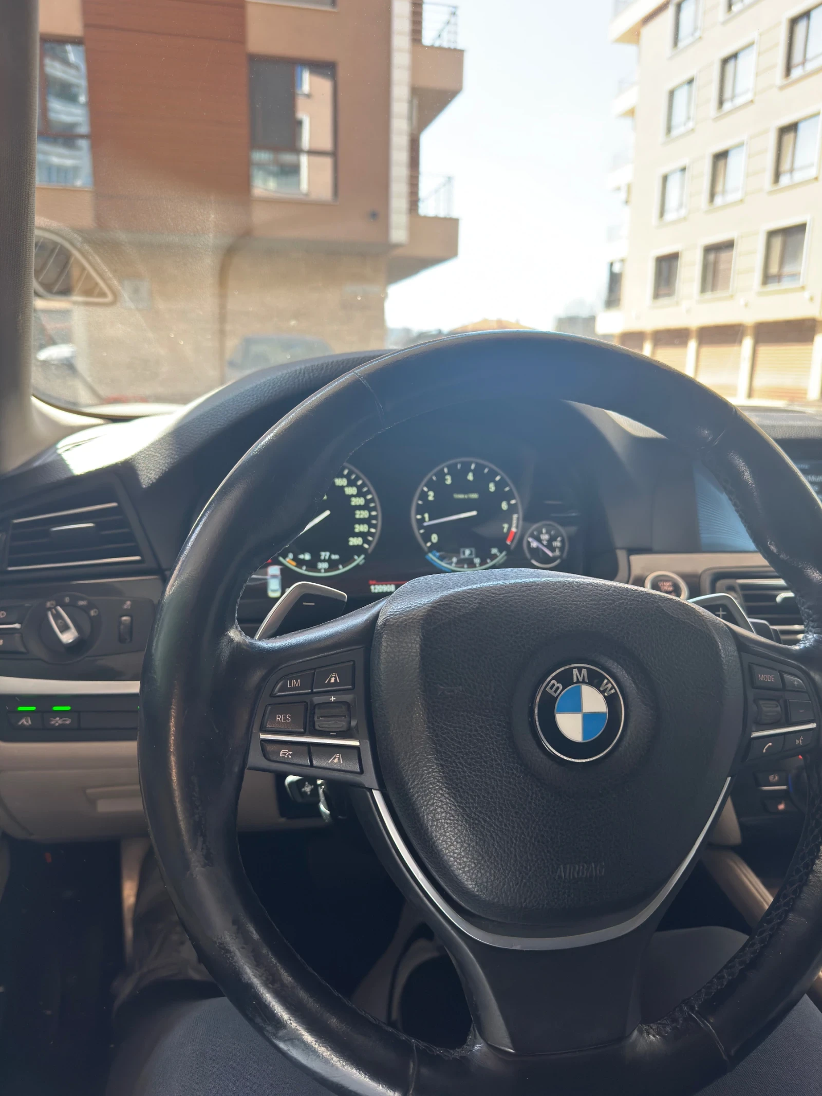 BMW 550 F10, снимка 9 - Автомобили и джипове - 54230310