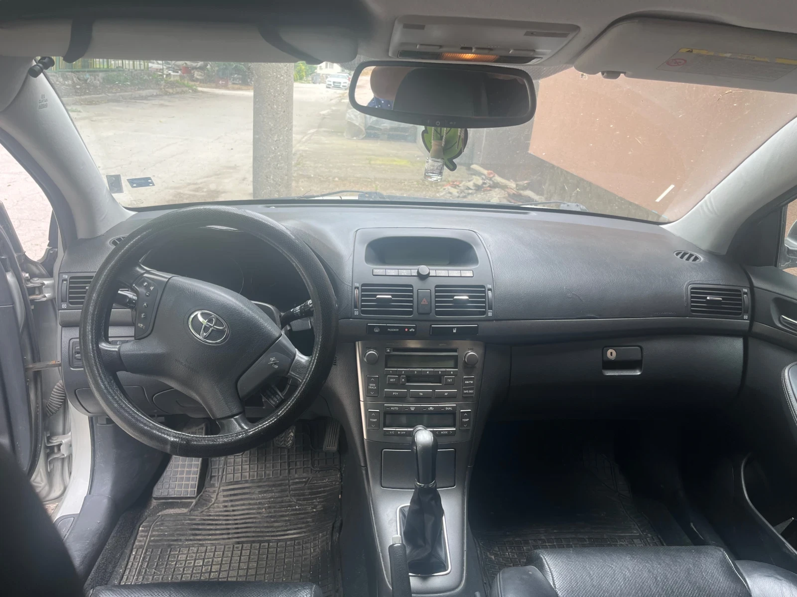 Toyota Avensis, снимка 5 - Автомобили и джипове - 54727212