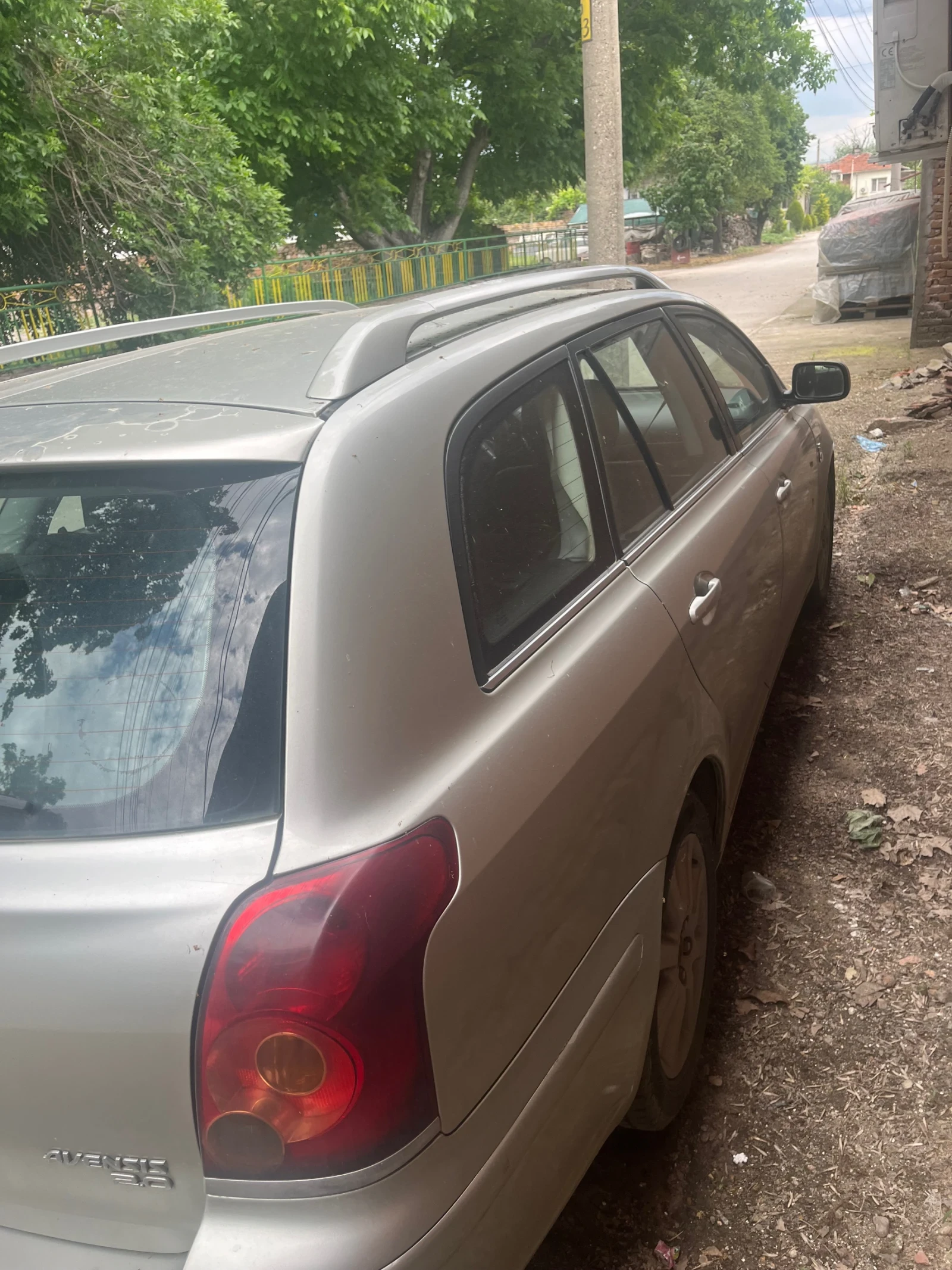Toyota Avensis, снимка 2 - Автомобили и джипове - 54727212