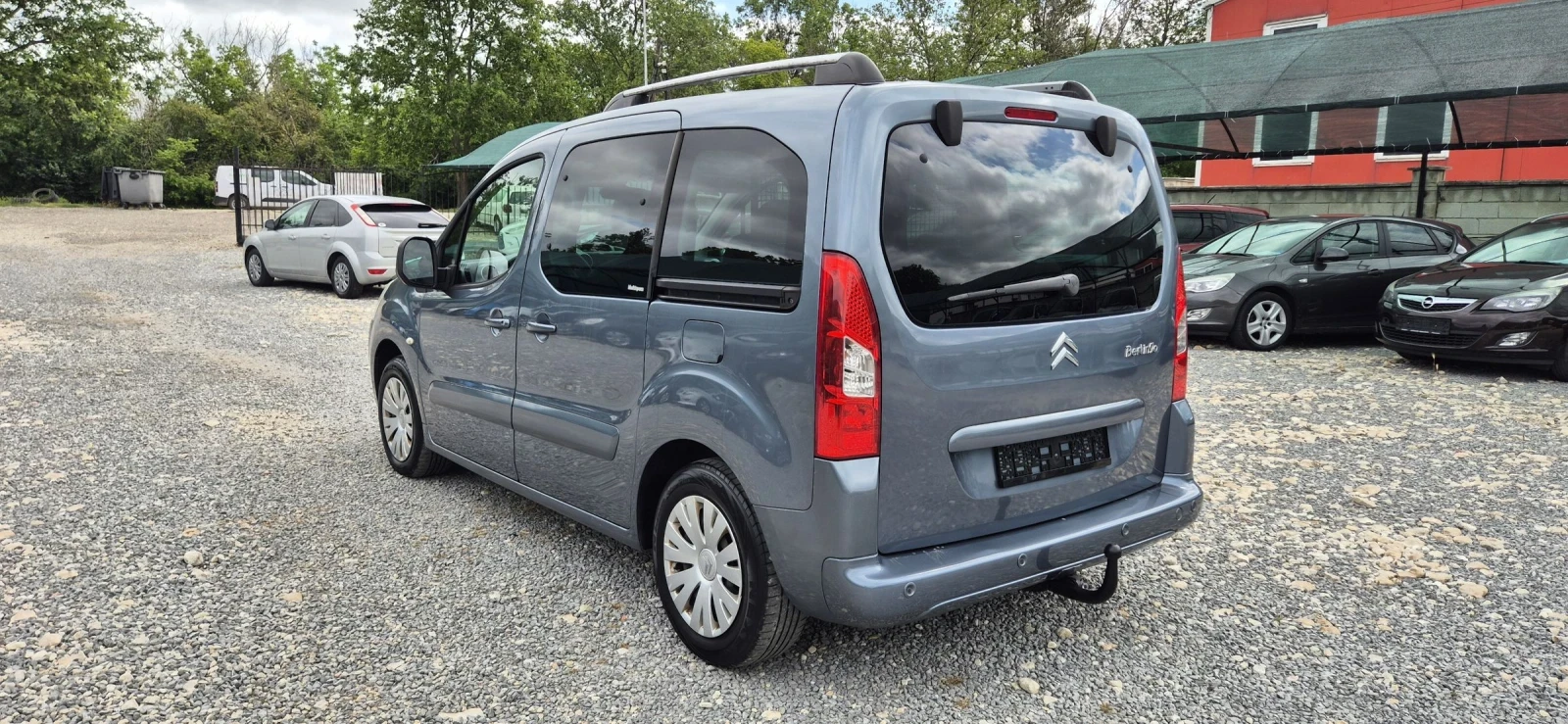Citroen Berlingo 1.6 i, снимка 9 - Автомобили и джипове - 54878891