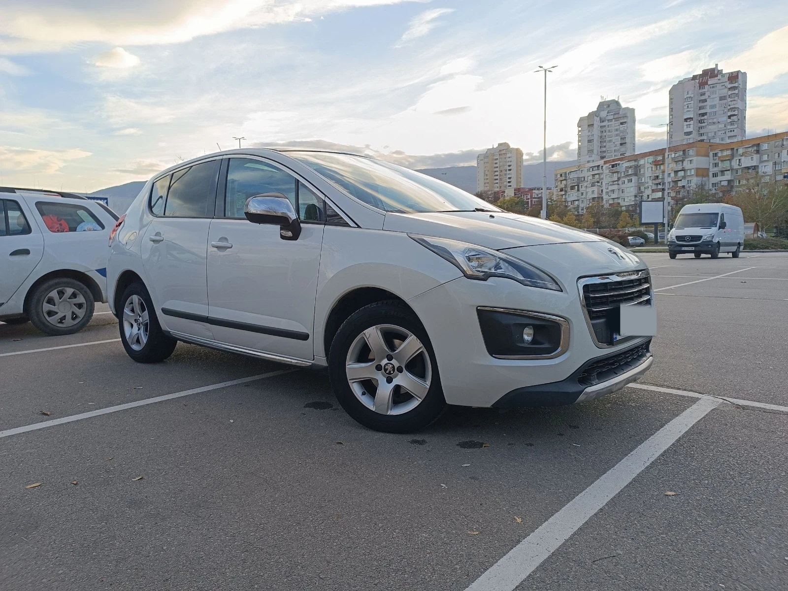 Peugeot 3008 1.6 HDI Allure, снимка 2 - Автомобили и джипове - 55099474