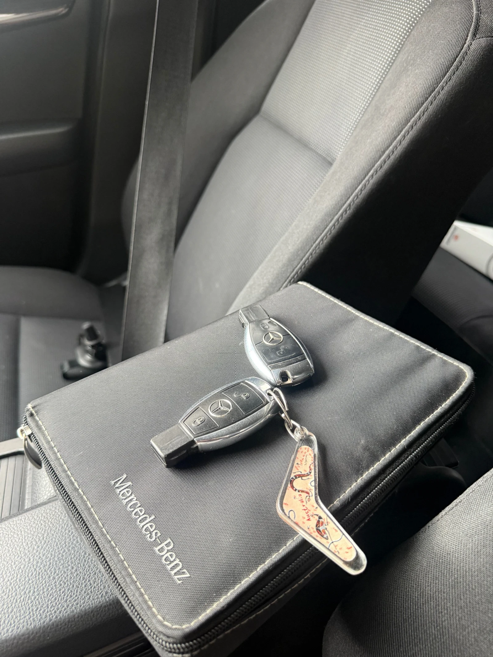 Mercedes-Benz C 200, снимка 9 - Автомобили и джипове - 55118645