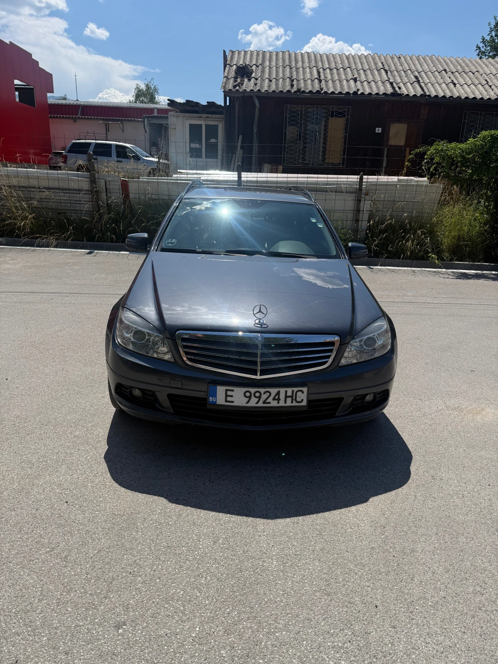 Mercedes-Benz C 200, снимка 2 - Автомобили и джипове - 55118645