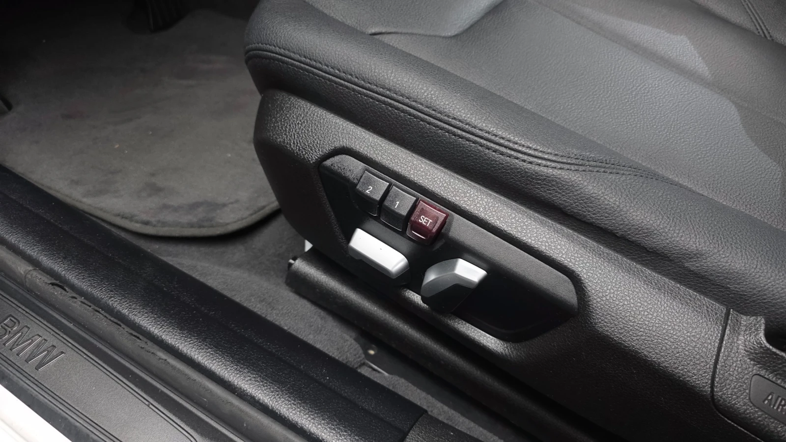 BMW 320 * B47 * HUD * ПОДГРЕВ * ЛЮК, снимка 17 - Автомобили и джипове - 55184930
