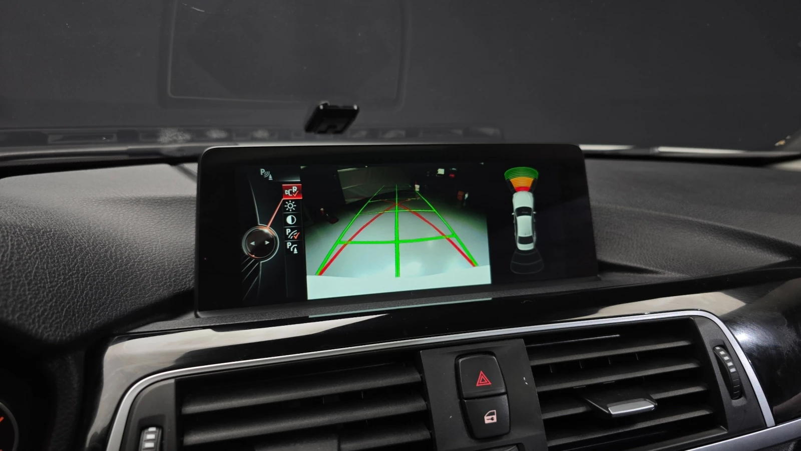BMW 320 * B47 * HUD * ПОДГРЕВ * ЛЮК, снимка 13 - Автомобили и джипове - 55184930