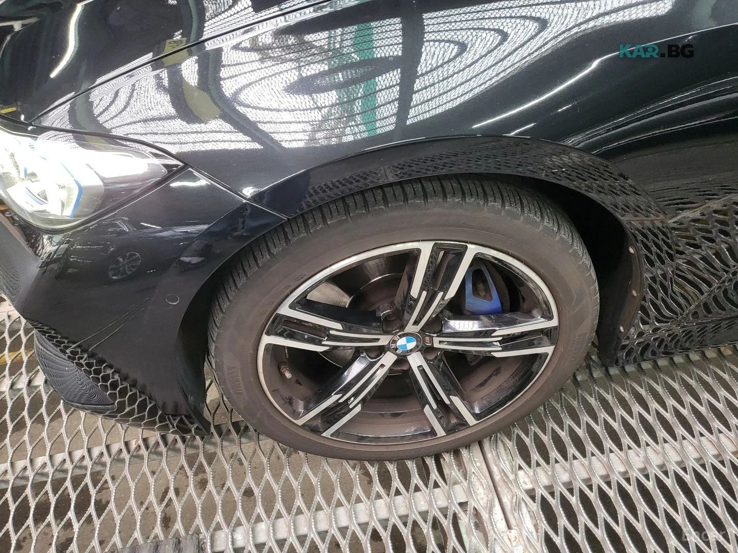 BMW 320 i M SPORT* DISTRONIC* ХЕДЪП* ПОДГРЕВ* ШИБИДАХ* , снимка 6 - Автомобили и джипове - 55898588