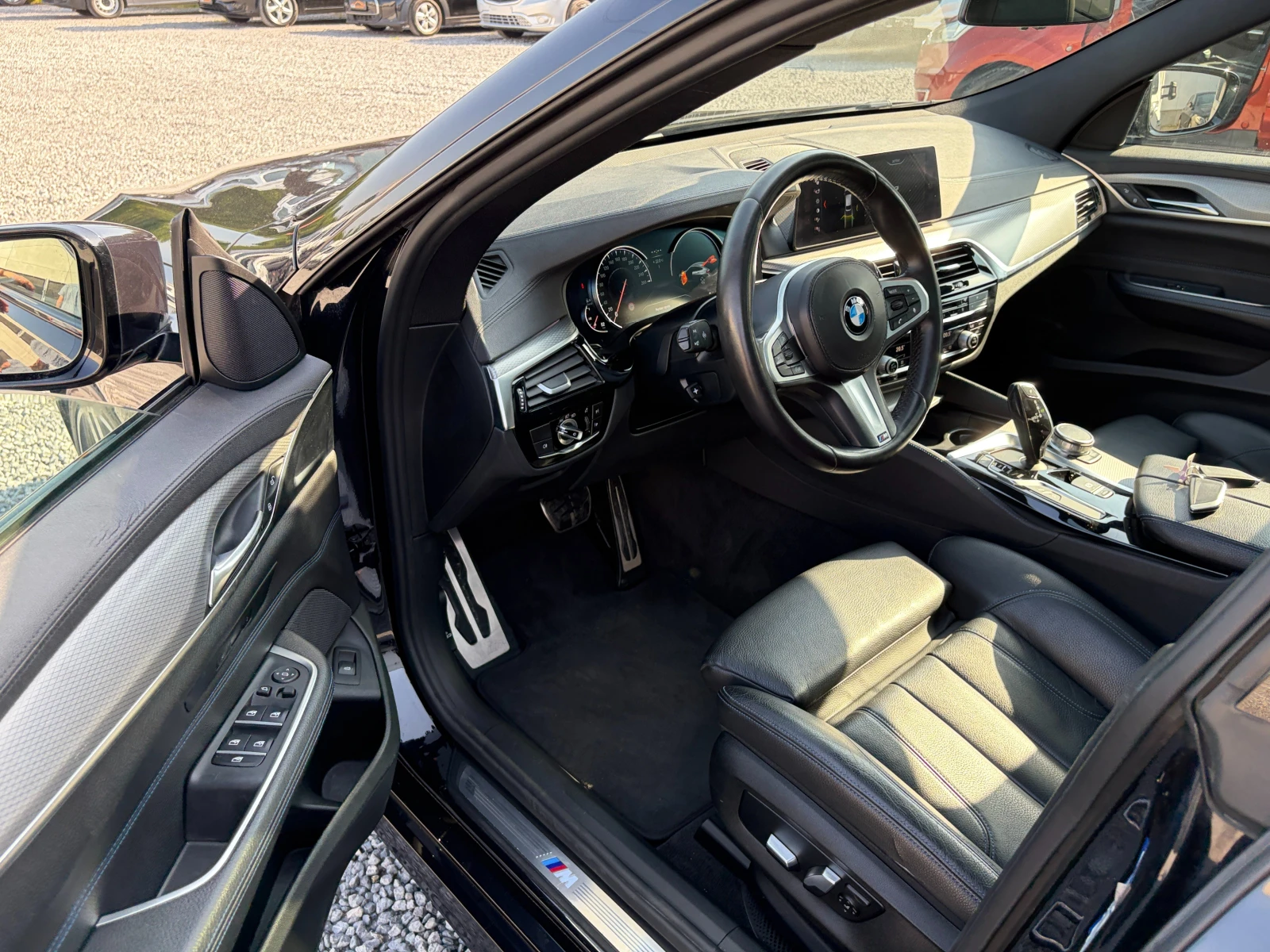 BMW 6 GT 630 M Sport xDrive Navi LED, снимка 6 - Автомобили и джипове - 56159236