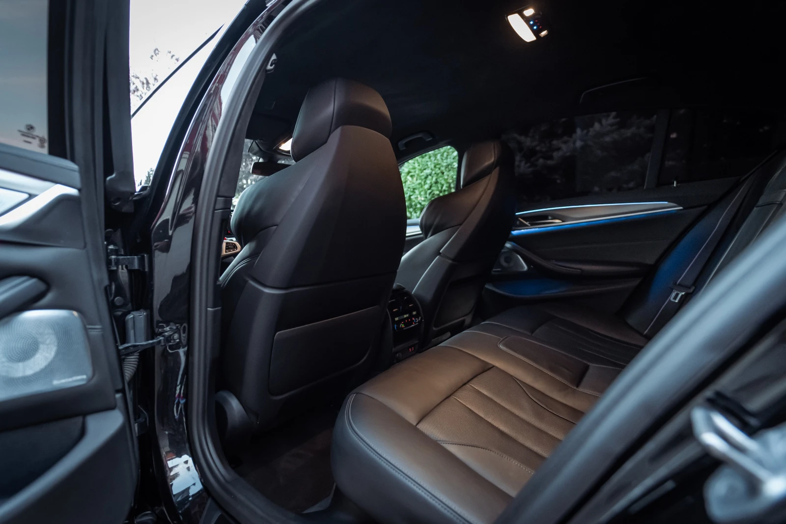BMW M5 Competition LCI | Carbon Ceramic| Bowers&Wilkins | Mobile.bg � ����������� 11