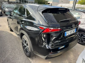     Lexus NX 300h 2.5i F-SPORT 